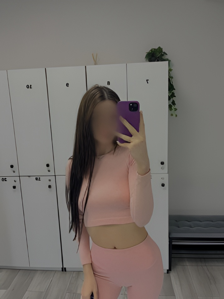 Амалия привлекальеная девушка из Могоча цена от 3000 руб