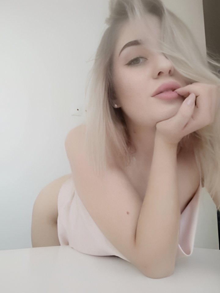 Индивидуалка Карина, доступна для личного знакомства от 2500 руб