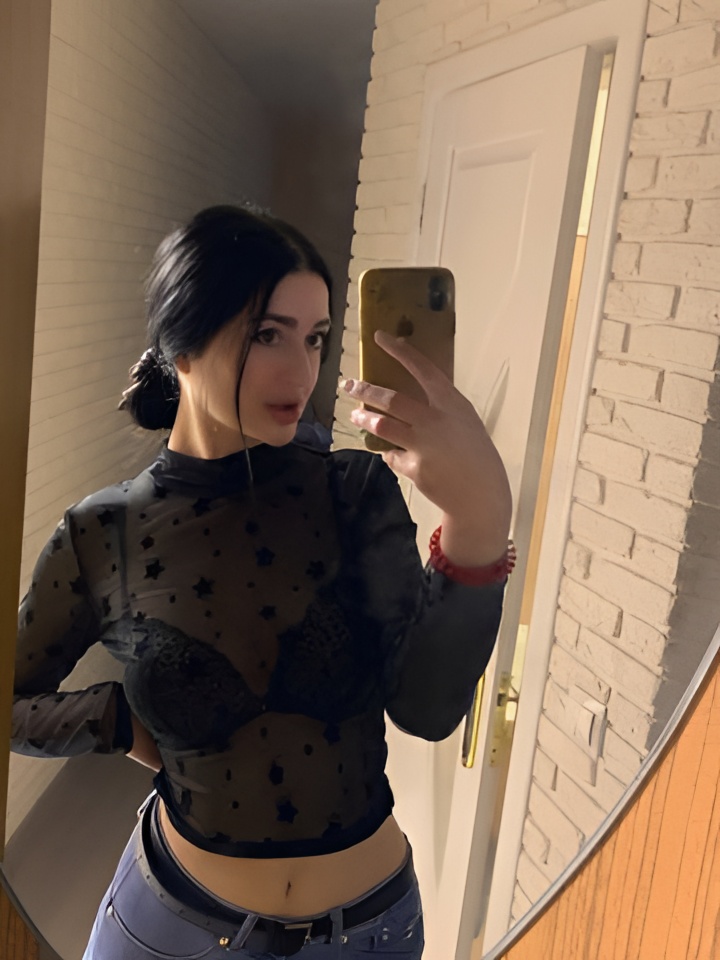 Жасмин привлекальеная девушка из Могоча цена от 5000 руб