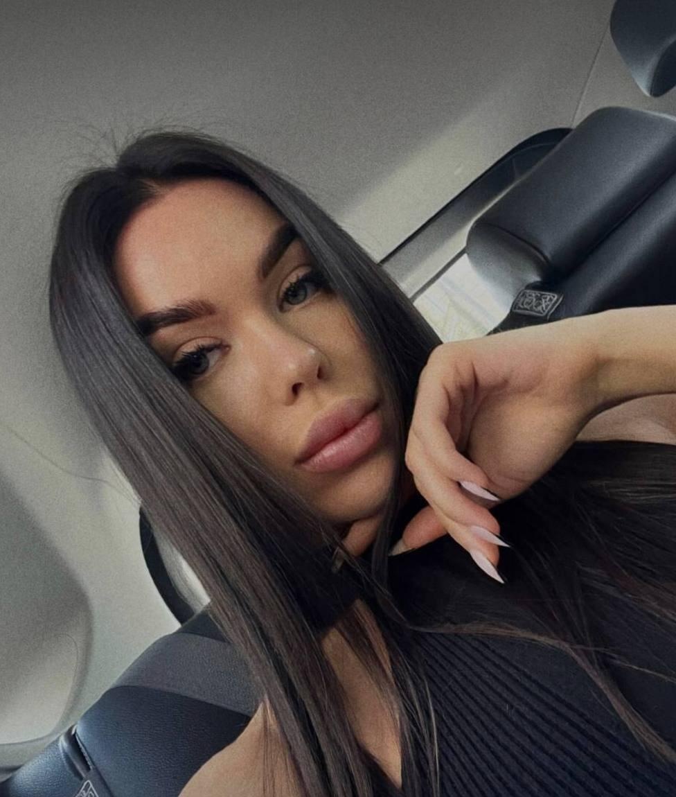 Наташа привлекальеная девушка из Могоча цена от 8000 руб