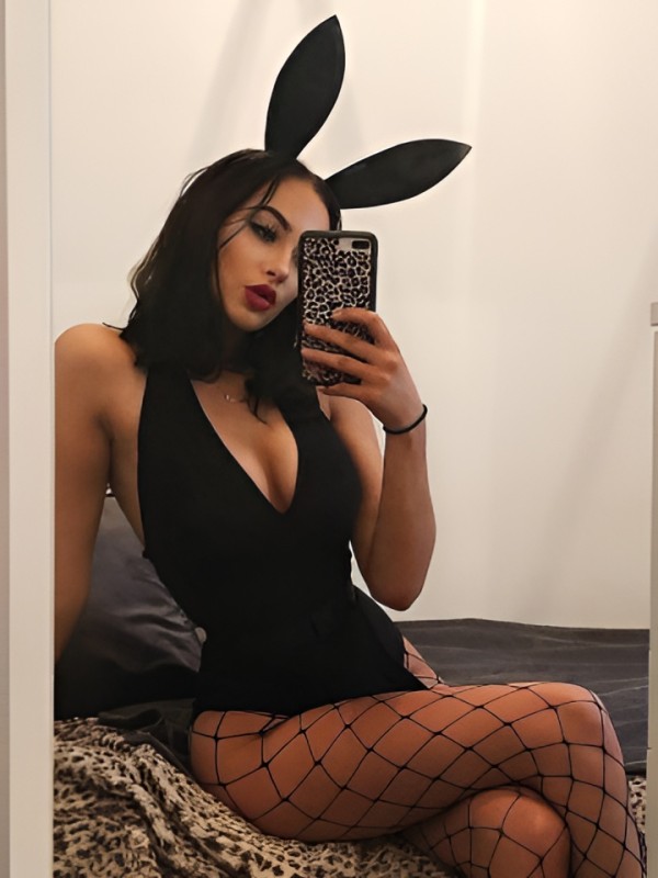 Эсмеральда привлекательная девушка из Могоча цена от 2500 руб