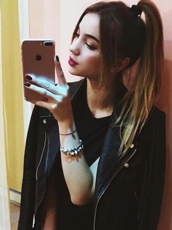 Инга привлекательная девушка из Могоча цена от 3500 руб