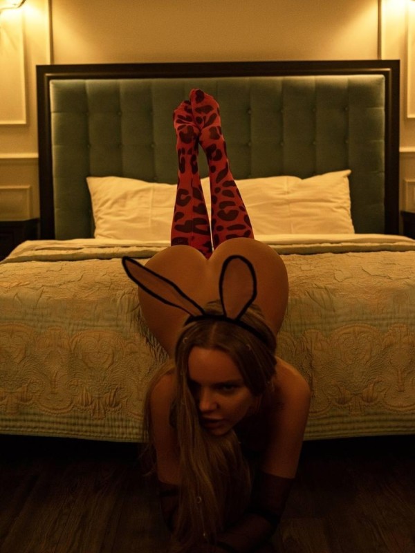 Лилия привлекательная девушка из Могоча цена от 4000 руб