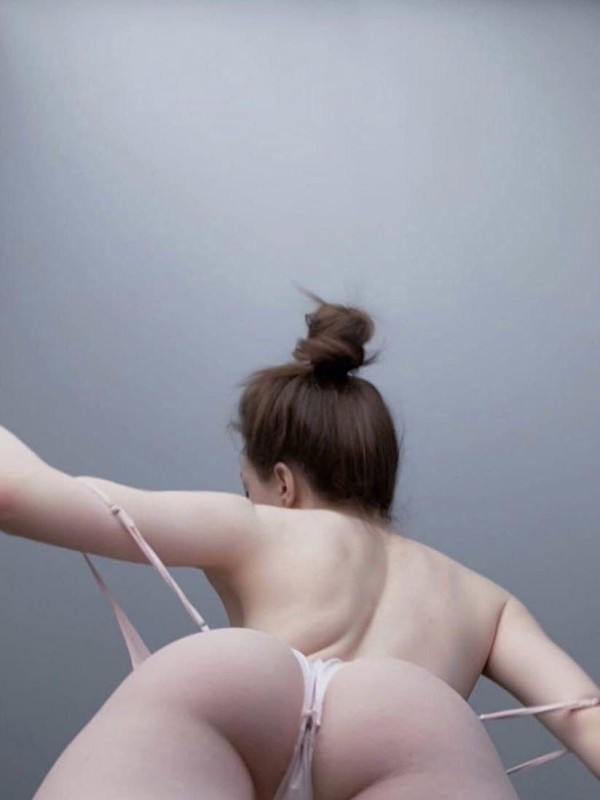 Марина привлекательная девушка из Могоча цена от 7000 руб