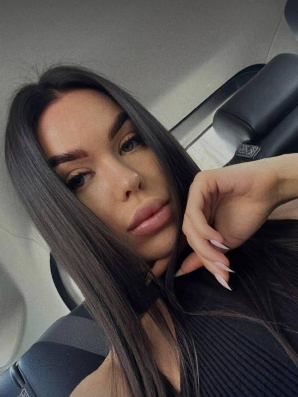 Наташа привлекательная девушка из Могоча цена от 8000 руб